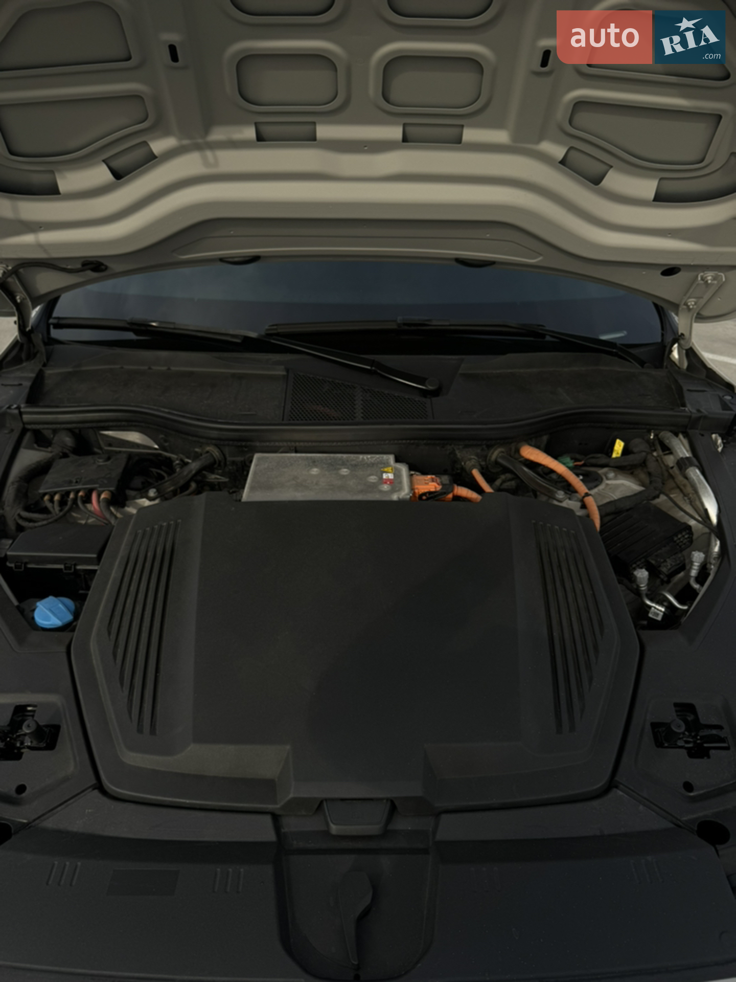 2020 Audi e-tron - мініатюра 35