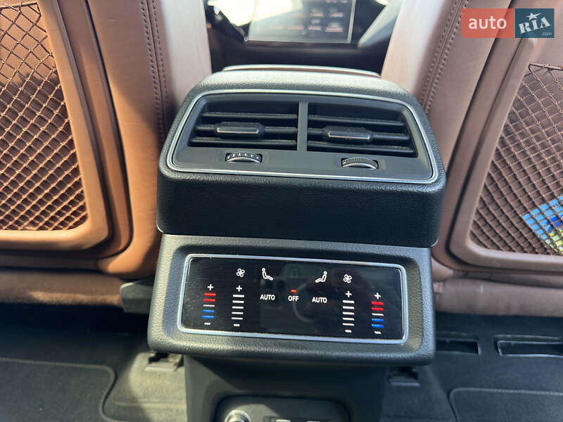 Внедорожник / Кроссовер Audi e-tron 2019 в Стрые