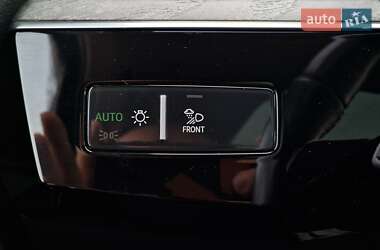 Внедорожник / Кроссовер Audi e-tron 2020 в 
