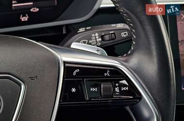 Внедорожник / Кроссовер Audi e-tron 2020 в 