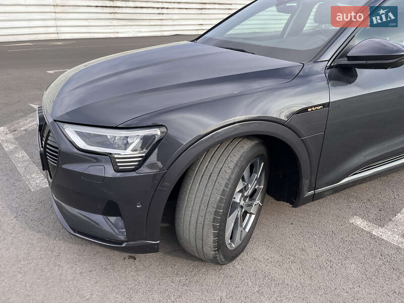 Внедорожник / Кроссовер Audi e-tron 2020 в Львове