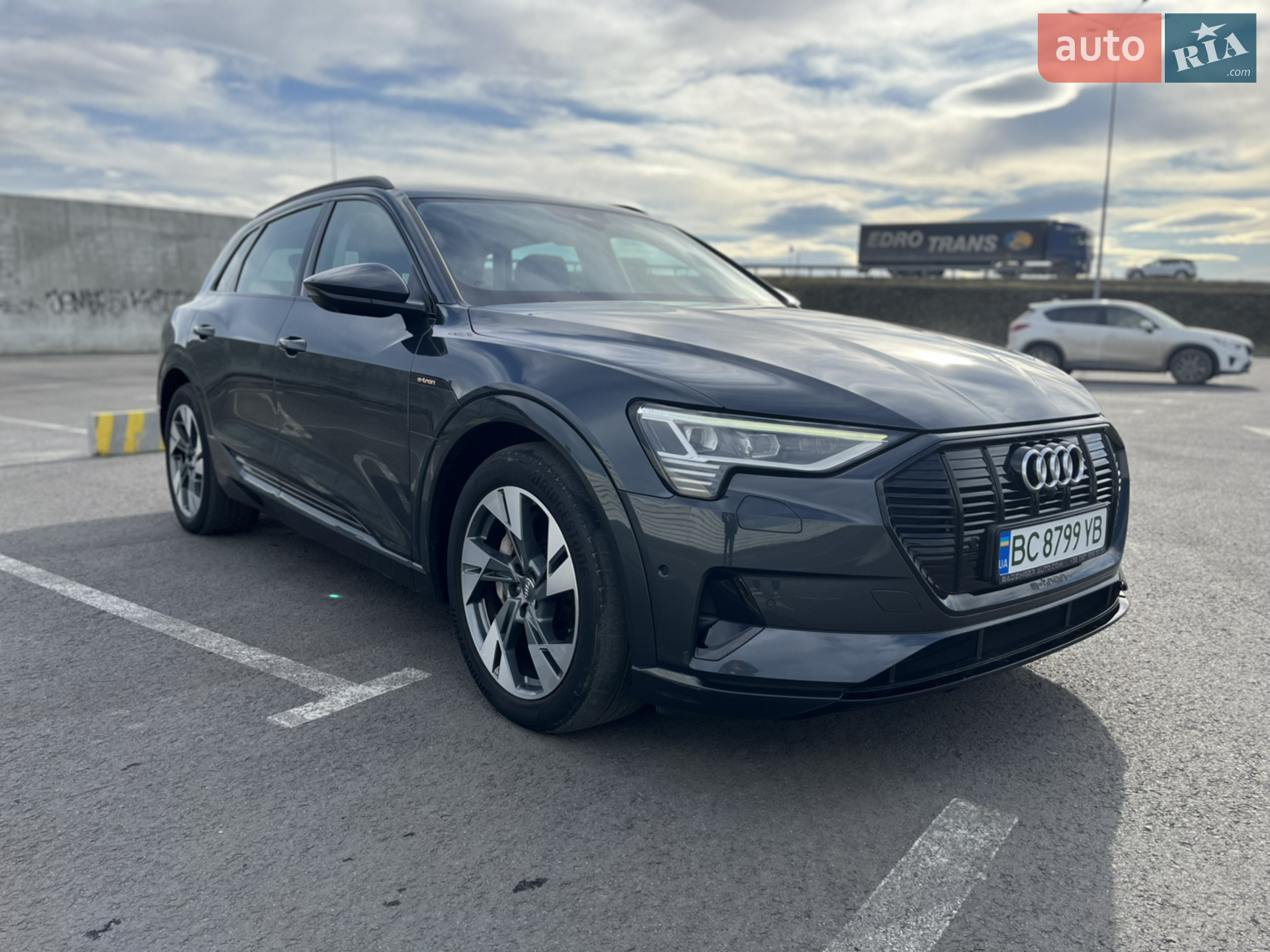 2020 Audi e-tron - мініатюра 112