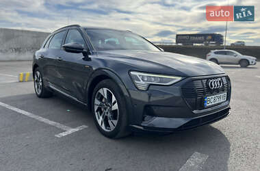 Внедорожник / Кроссовер Audi e-tron 2020 в 