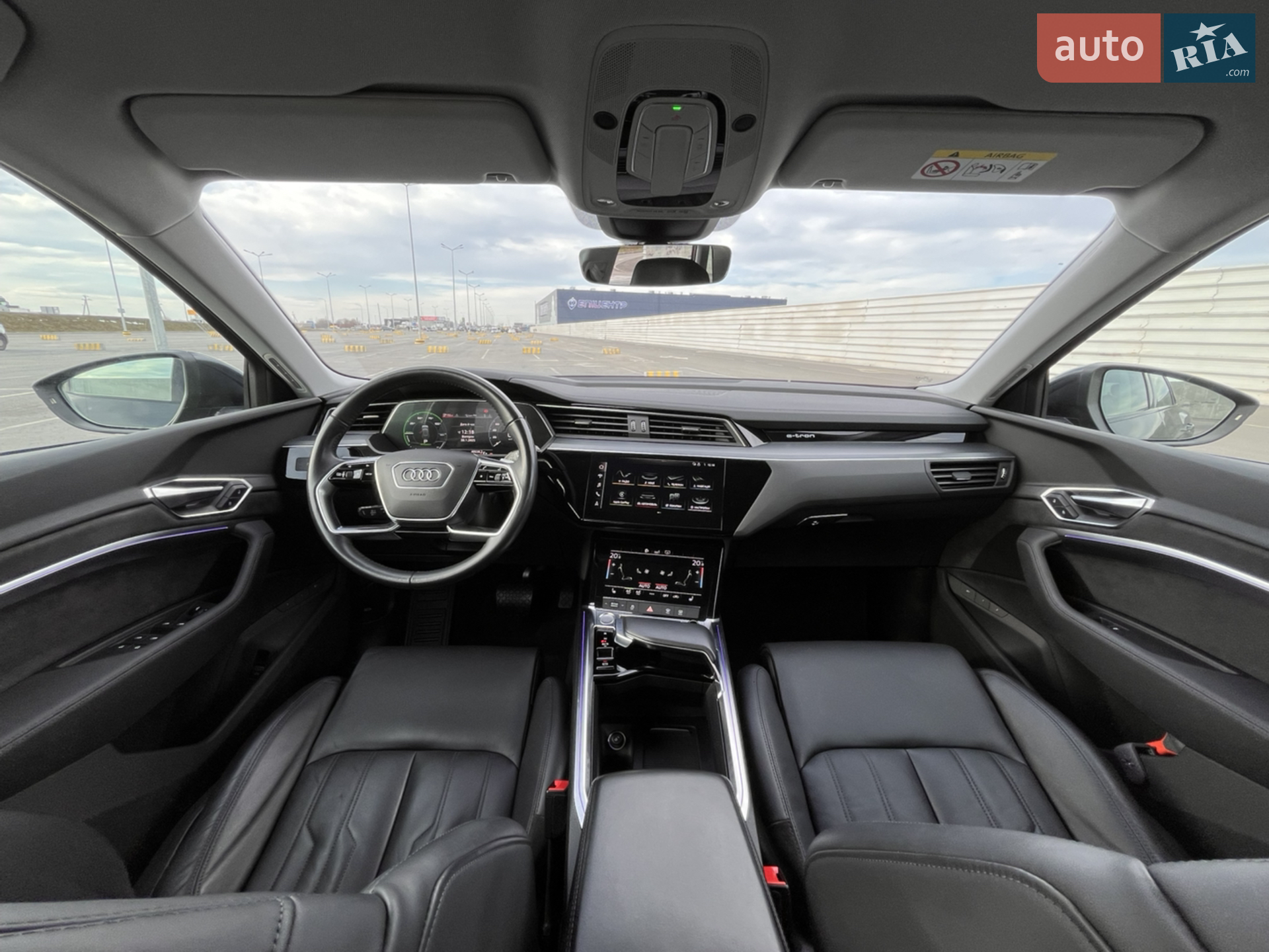 2020 Audi e-tron - мініатюра 122