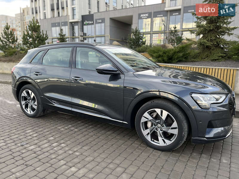 Внедорожник / Кроссовер Audi e-tron 2020 в Львове