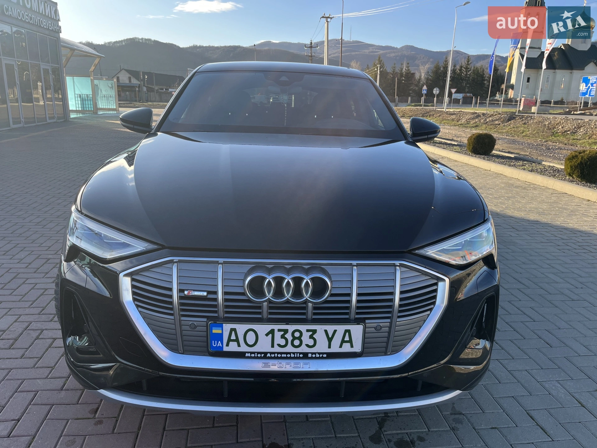 2020 Audi e-tron - мініатюра 5