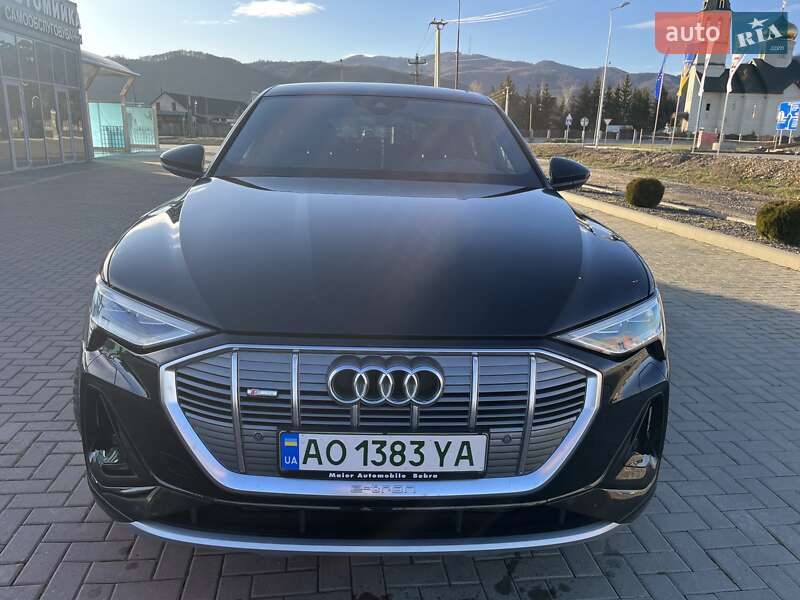 Внедорожник / Кроссовер Audi e-tron 2020 в Хусте