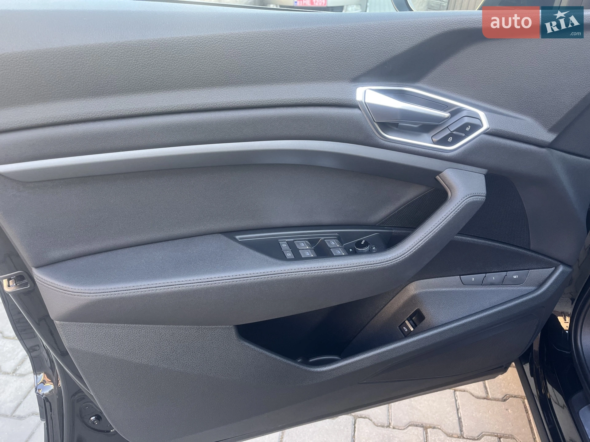 2019 Audi e-tron - мініатюра 13