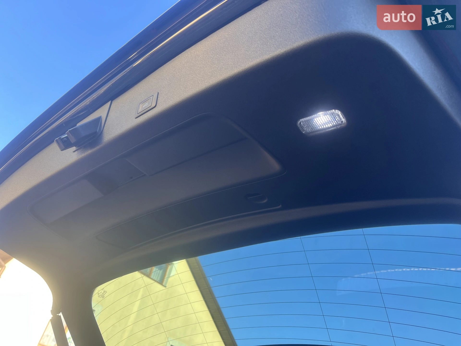 2019 Audi e-tron - мініатюра 25