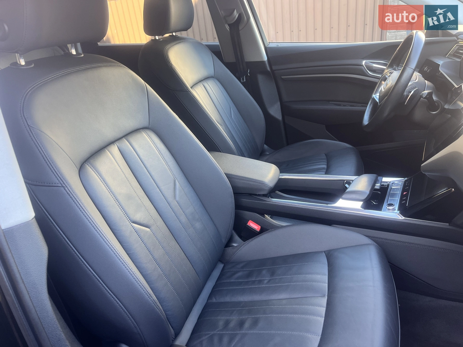 2019 Audi e-tron - мініатюра 33