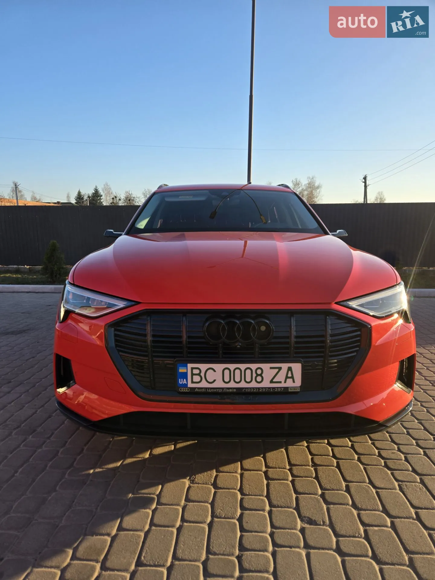 2020 Audi e-tron - мініатюра 13
