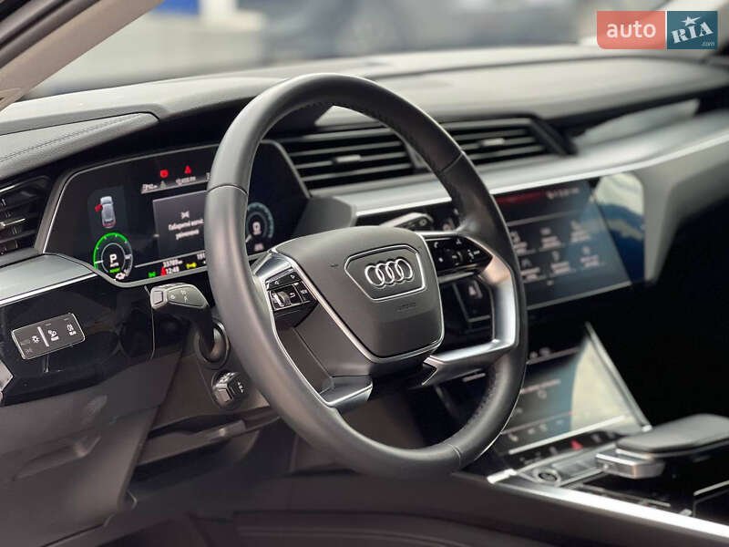 Внедорожник / Кроссовер Audi e-tron 2022 в Днепре фото 30 Внедорожник / Кроссовер Audi e-tron 2022 в Днепре