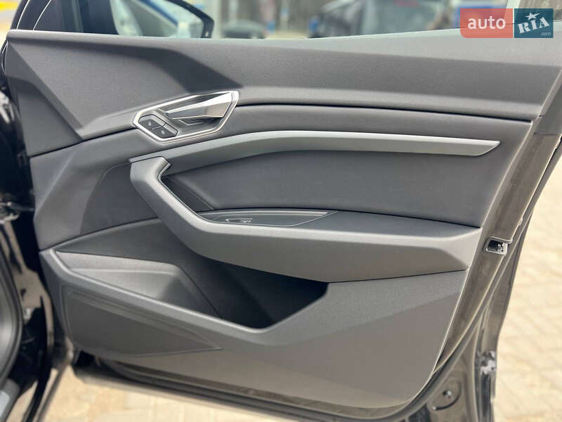 Внедорожник / Кроссовер Audi e-tron 2022 в Днепре фото 48 Внедорожник / Кроссовер Audi e-tron 2022 в Днепре