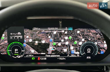 Внедорожник / Кроссовер Audi e-tron 2022 в 