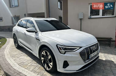Внедорожник / Кроссовер Audi e-tron 2022 в Золочеве