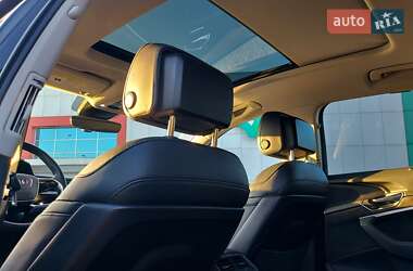 Внедорожник / Кроссовер Audi e-tron 2019 в 
