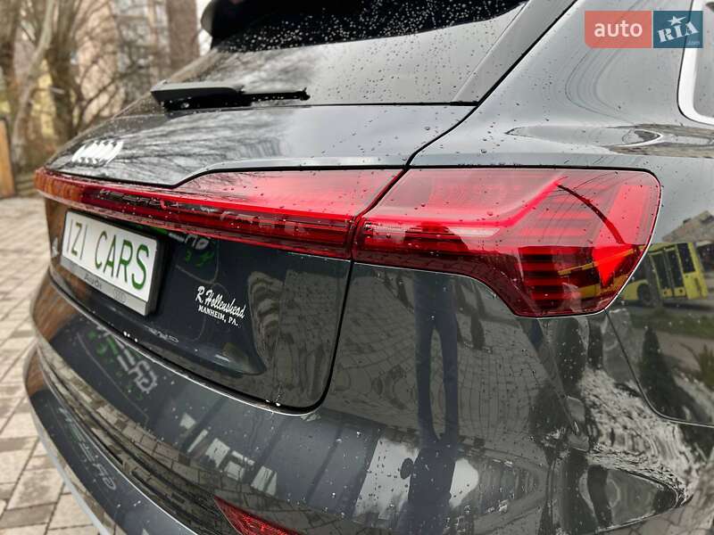 Внедорожник / Кроссовер Audi e-tron 2019 в Львове