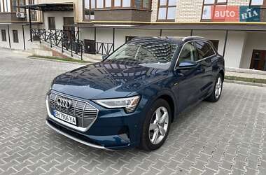 Внедорожник / Кроссовер Audi e-tron 2019 в 