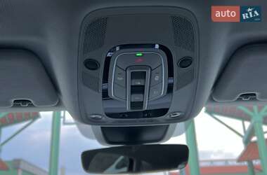 Внедорожник / Кроссовер Audi e-tron 2019 в 