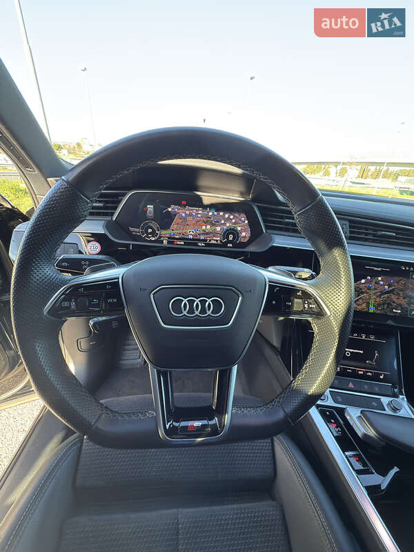 Внедорожник / Кроссовер Audi e-tron 2021 в Киеве