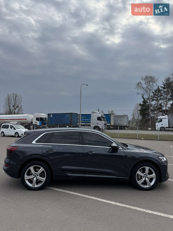 Внедорожник / Кроссовер Audi e-tron 2020 в Ковеле