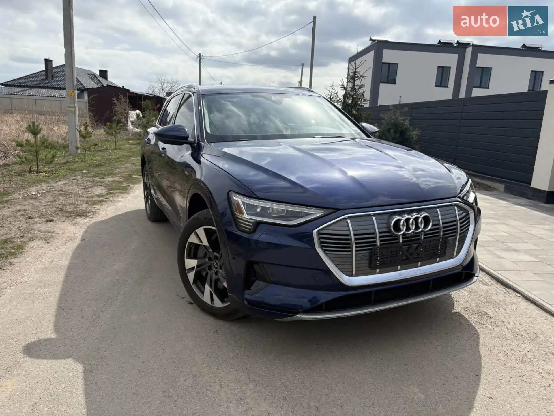 2022 Audi e-tron - мініатюра 2