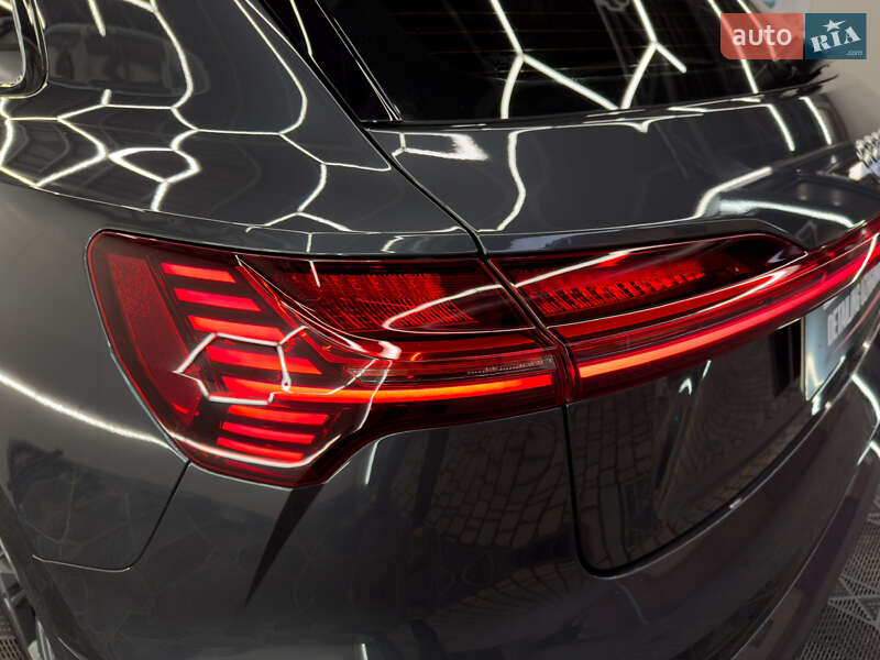 Внедорожник / Кроссовер Audi e-tron 2019 в Ужгороде