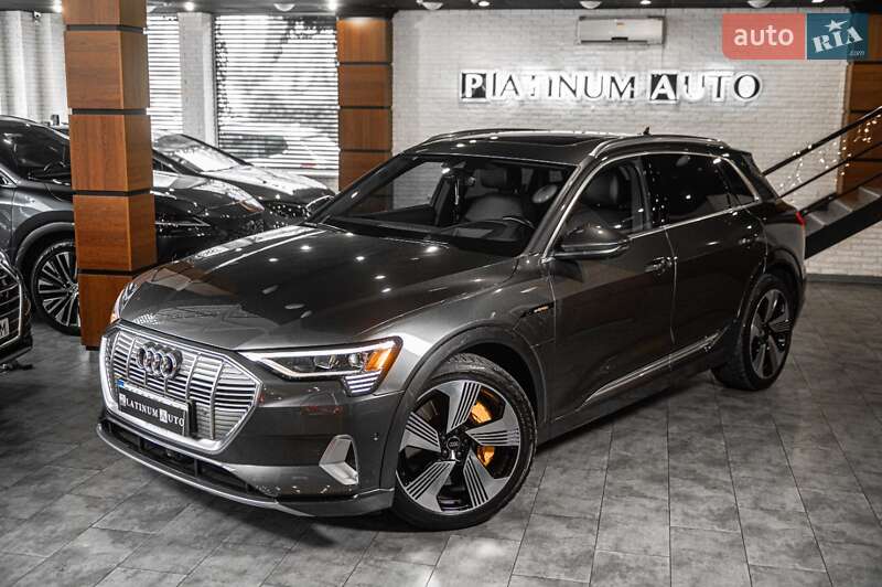 Внедорожник / Кроссовер Audi e-tron 2019 в Одессе
