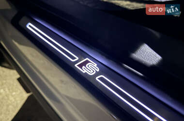 Внедорожник / Кроссовер Audi e-tron 2019 в 
