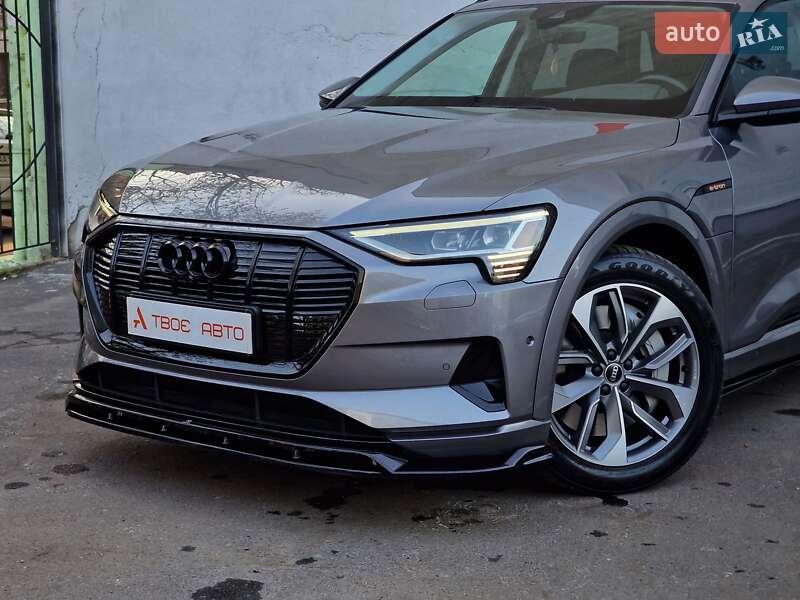 Внедорожник / Кроссовер Audi e-tron 2020 в Одессе