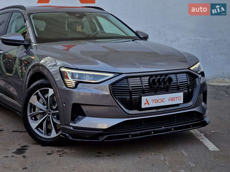 Внедорожник / Кроссовер Audi e-tron 2020 в Одессе