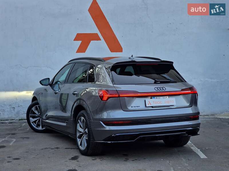 Внедорожник / Кроссовер Audi e-tron 2020 в Одессе