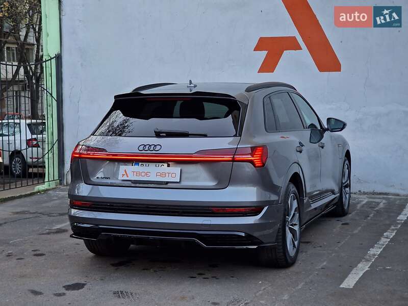 Внедорожник / Кроссовер Audi e-tron 2020 в Одессе