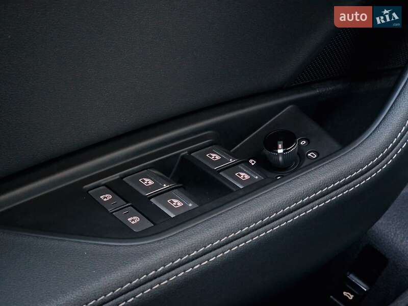 Внедорожник / Кроссовер Audi e-tron 2020 в Одессе