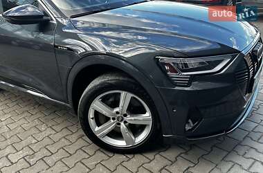 Внедорожник / Кроссовер Audi e-tron 2019 в Львове