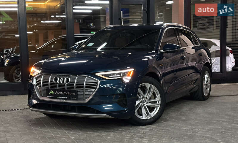 Внедорожник / Кроссовер Audi e-tron 2019 в Киеве