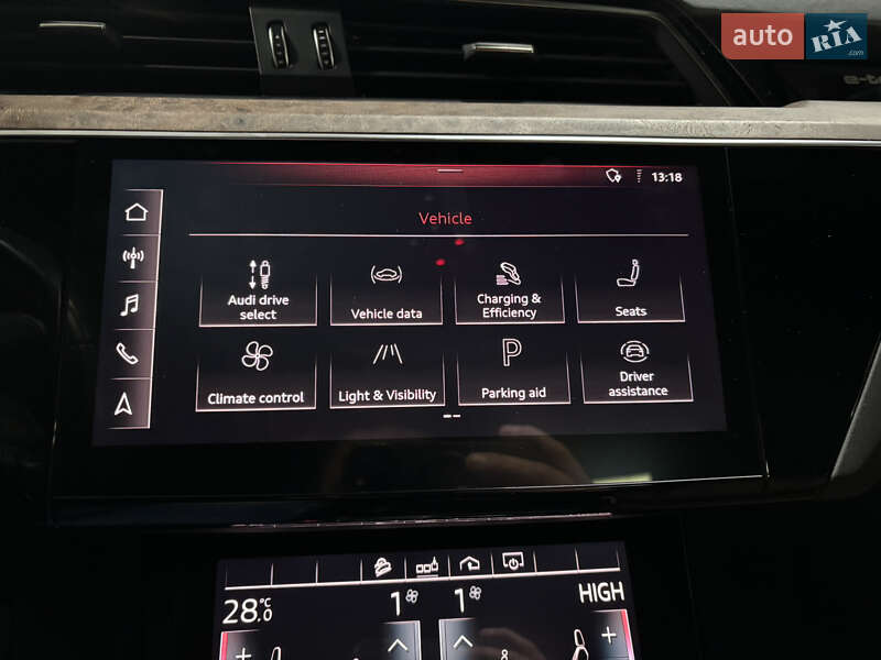 Внедорожник / Кроссовер Audi e-tron 2019 в Киеве