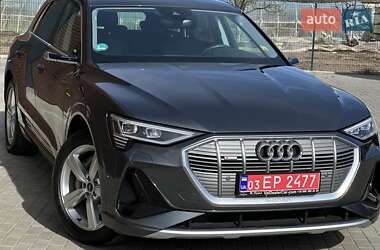 Внедорожник / Кроссовер Audi e-tron 2021 в 