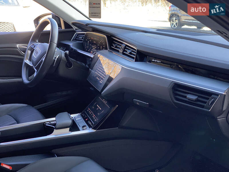Внедорожник / Кроссовер Audi e-tron 2019 в Бердичеве