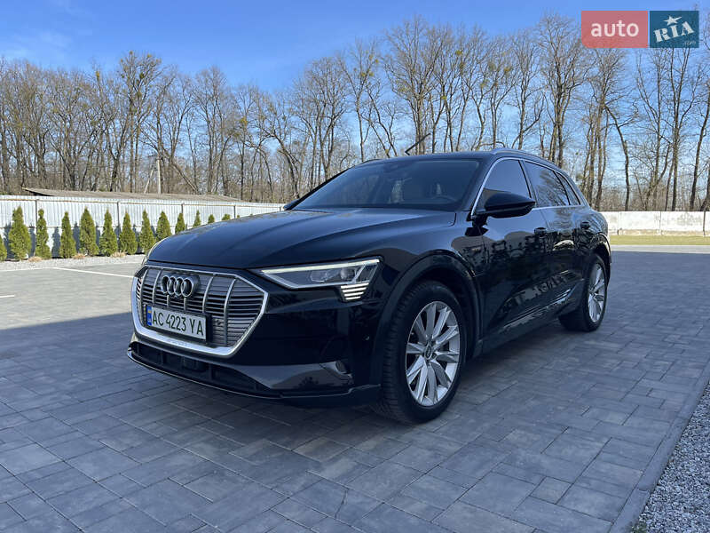 Позашляховик / Кросовер Audi e-tron 2019 в Луцьку