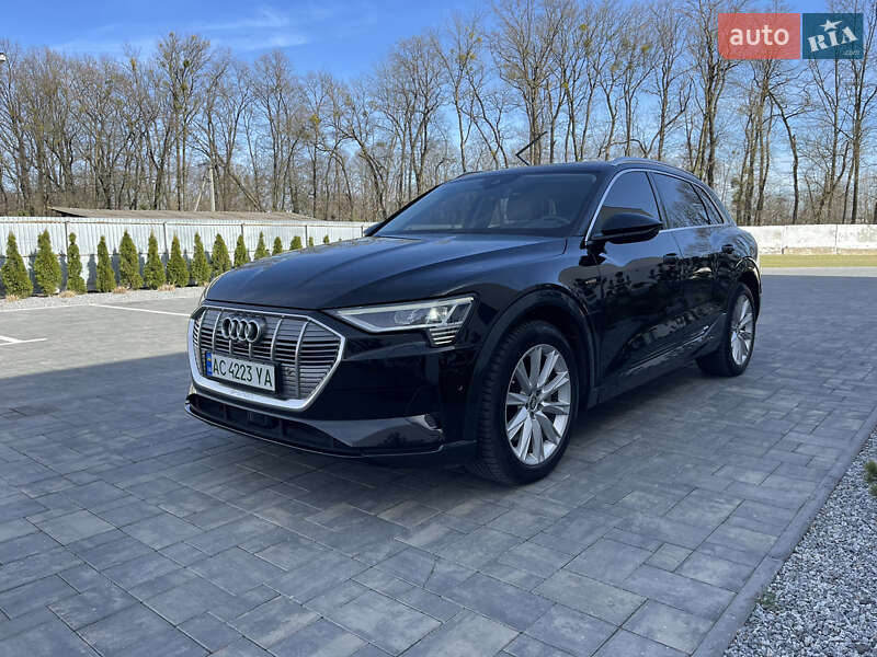 Позашляховик / Кросовер Audi e-tron 2019 в Луцьку