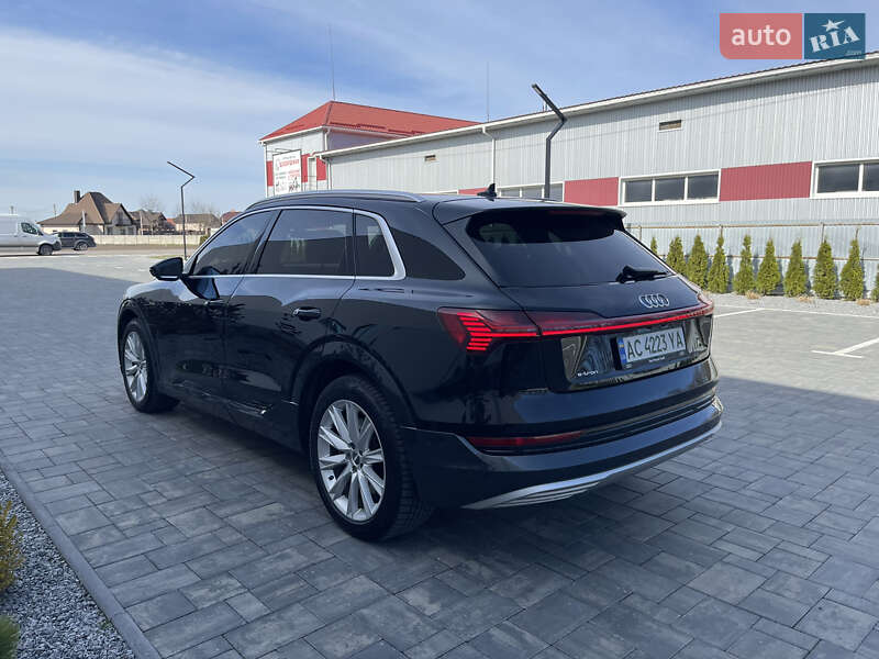 Позашляховик / Кросовер Audi e-tron 2019 в Луцьку