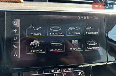 Позашляховик / Кросовер Audi e-tron 2019 в 