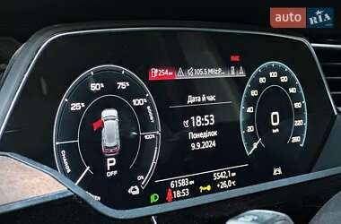 Внедорожник / Кроссовер Audi e-tron 2019 в 