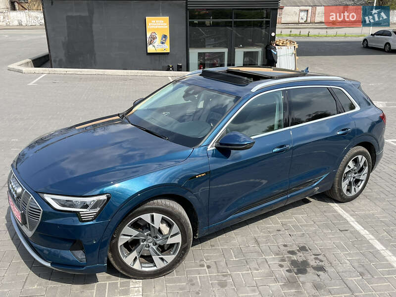 Внедорожник / Кроссовер Audi e-tron 2020 в Днепре