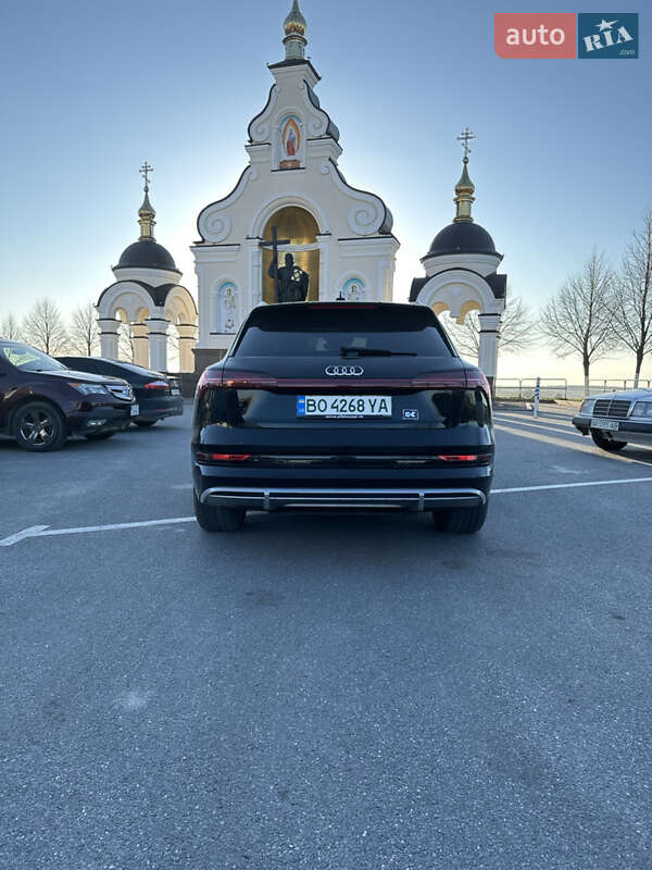 Позашляховик / Кросовер Audi e-tron 2021 в Тернополі фото 7 Позашляховик / Кросовер Audi e-tron 2021 в Тернополі