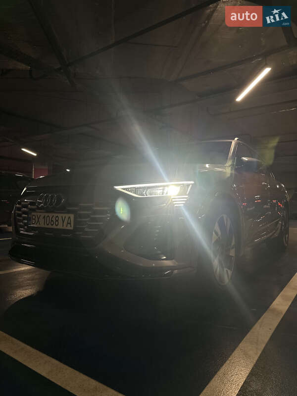 Внедорожник / Кроссовер Audi e-tron 2021 в Луцке