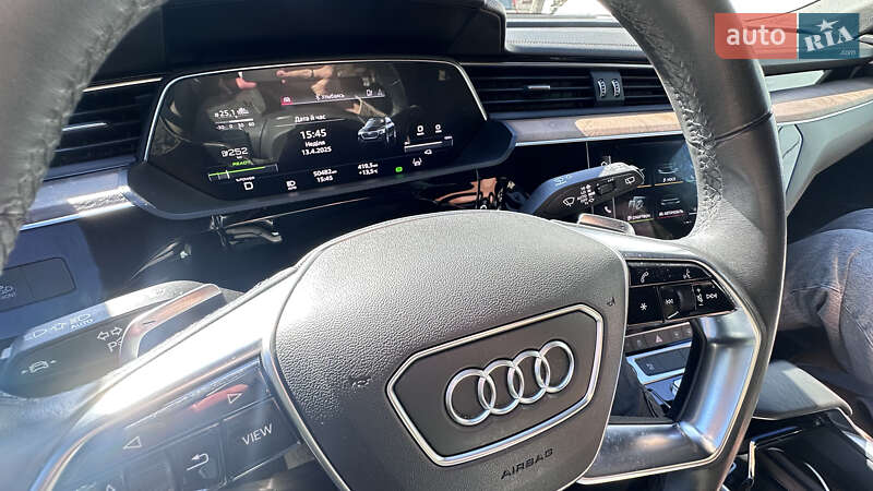 Внедорожник / Кроссовер Audi e-tron 2021 в Луцке
