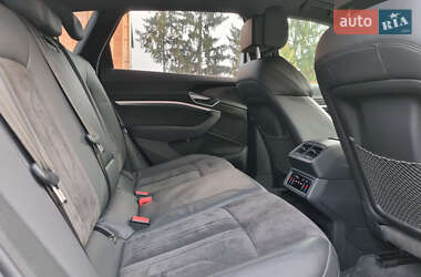 Внедорожник / Кроссовер Audi e-tron 2019 в Львове