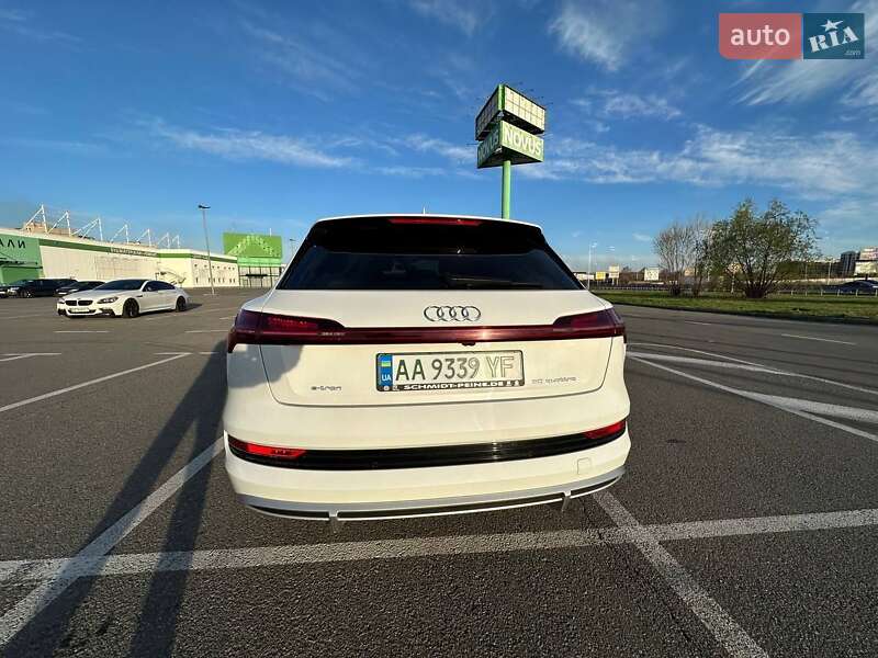 Внедорожник / Кроссовер Audi e-tron 2020 в Киеве